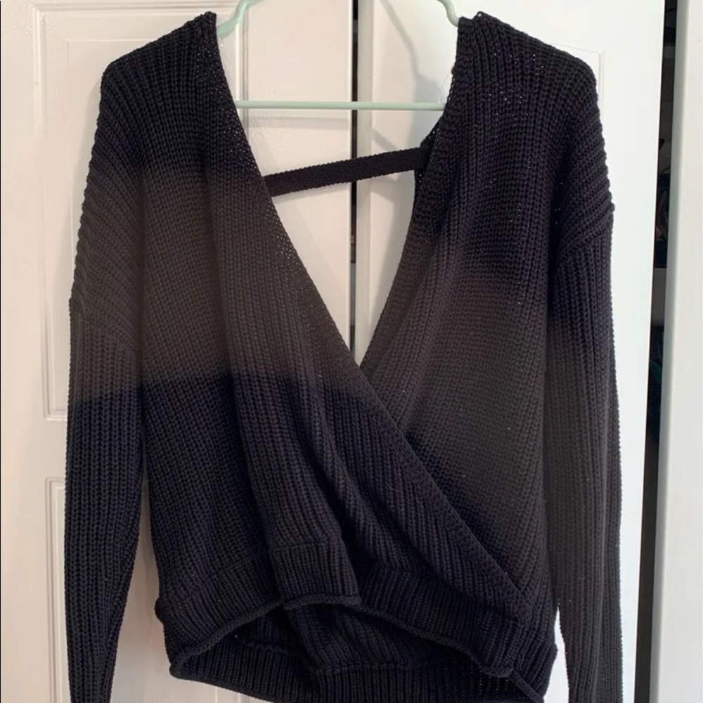 NWT crossover Francescas sweater, size M, black